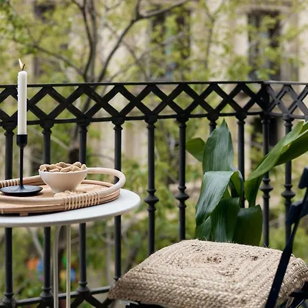 Apartment Erawan - One Bedroom In Eixample